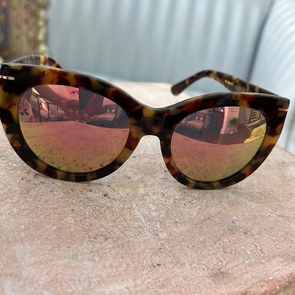 Hadid Runway tortoise shell Sunglasses w - New in Box - Picture 10 of 11
